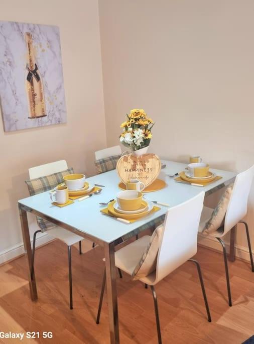 Spacious Duplex 2 Bed Apartment Central Location By Canal - Chester Uk Eksteriør billede